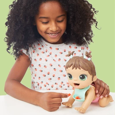 Baby Alive Lil Snacks Baby Doll - Brown Hair 7 Baby Alive Lil Snacks Baby Doll - Brown Hair - Image 5