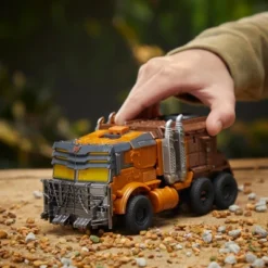 Transformers Buzzworthy Bumblebee Smash Changers Scourge Action Figure -Transformers Sales Store GUEST afce7bb7 66a0 4a53 b8c8 58eb3c58dfc2